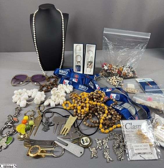 Key Chains, Divot Repair Tools/Key Chains, Chicago Cubs Lanyards, Eye Glass Strand, Loose Beads and Charms image