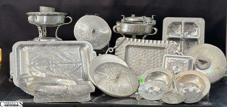 Hammered Aluminum Serve Ware, Tray Is Largest 1x16" image