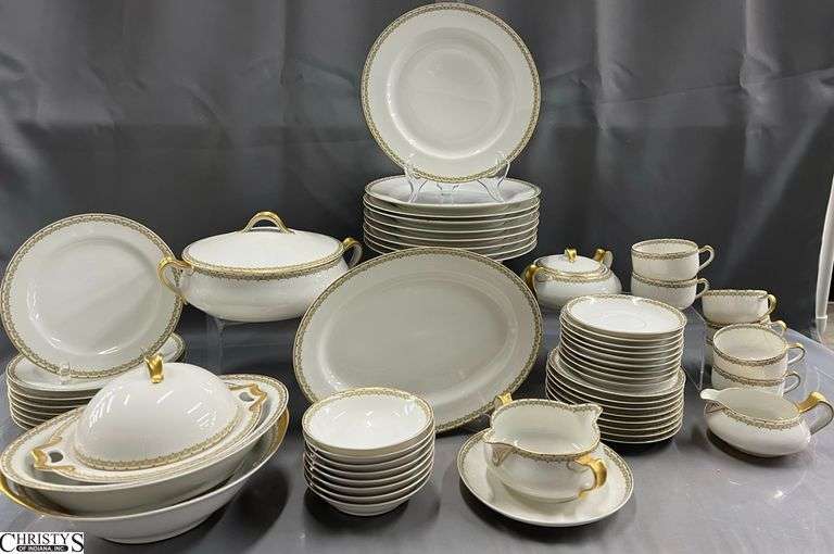Haviland Albany China Plates are 10" Some Chips image