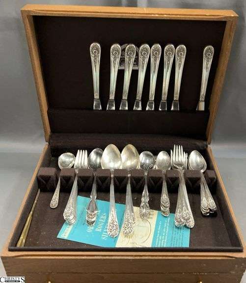 Silverplate Flatware in Case image