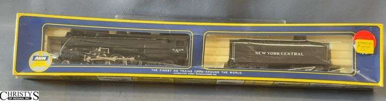 HO 4-6-4 AHM "The Hudson" New York Central Steam Locomotive and Tender image