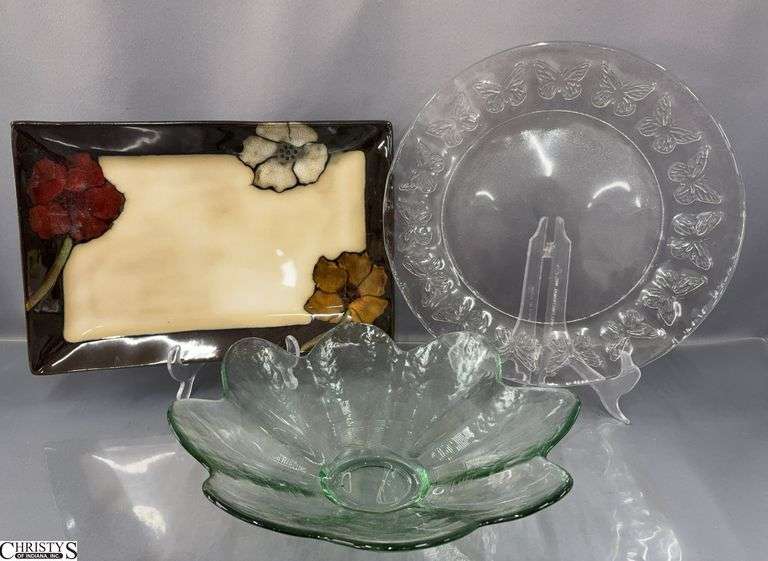 Pfaltzgraff Painted Poppies, Clear Butterflies Platter Largest 13" image
