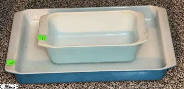 2pcs Vintage Pyrex Bakeware - 13" x 9" of largest image