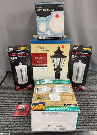 Light Fixtures, Flood Lights 2 Light Bulbs 10,000 lumen image