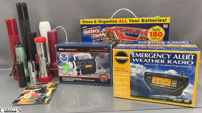 Battery Daddy, Weather Radio, Maglite Flashlight, Key Identifiers, image