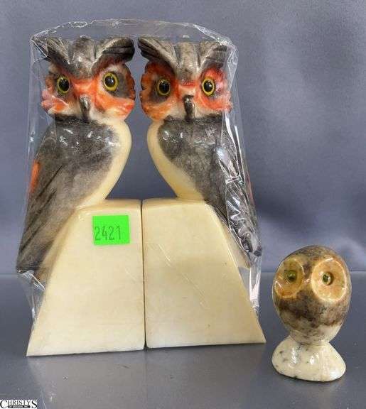 Set of Italian Alabaster? Mineral Owl Bookends 7" image