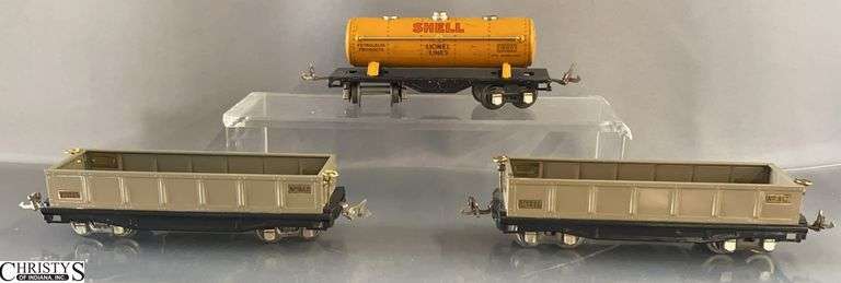 3 Lionel Pre War Train Cars, Shell Tanker #1680 and Pair of #812 Gondolas image