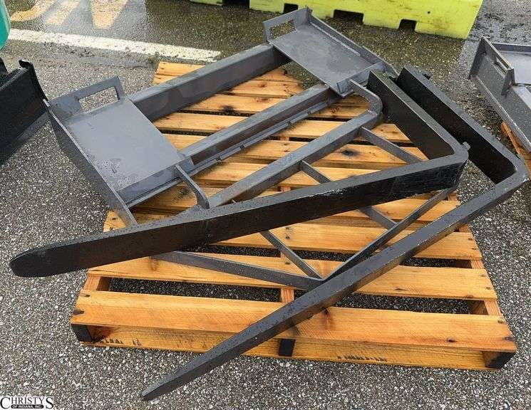 2025 Mower King Skid Steer Forks Adjustable, Quick Attach, 4,000lbs Rating, 352lbs,4×1.4×50 image