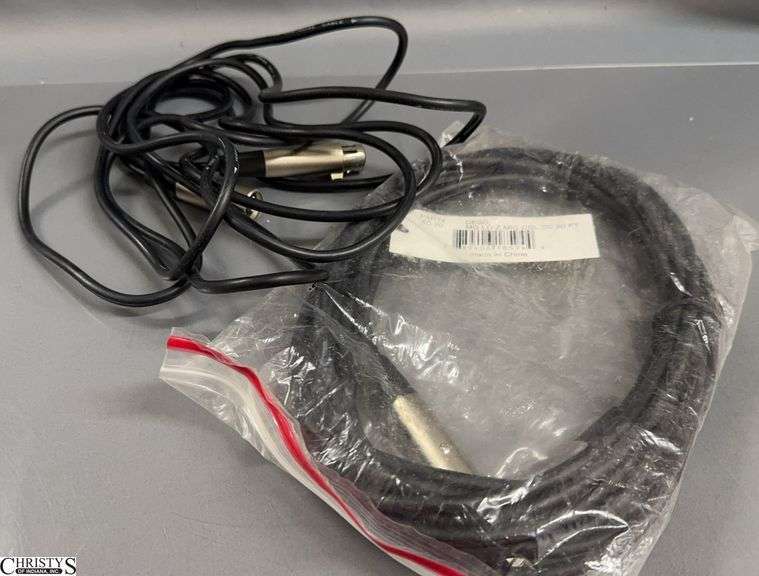 2 XLR Cables image