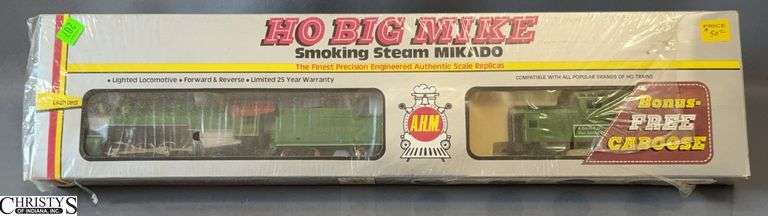 HO Big Mike AHM Smoking Steam Mikado Southern Rail Road Engine with Tender, Bonus Caboose image