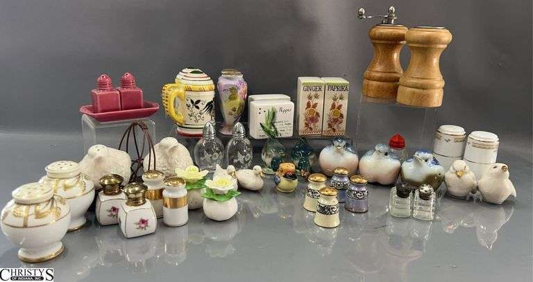 Salt and Peppers, Japan, Italian, Wood, Floral and Birds image