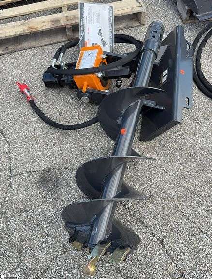 Wolverine MAD-12-12D Mini Skid Steer Auger Drive & 12” Bit image