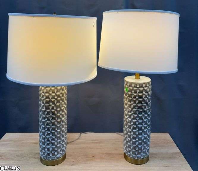 Pair of Table Lamps Shades Need Cleaned 31" Tall image