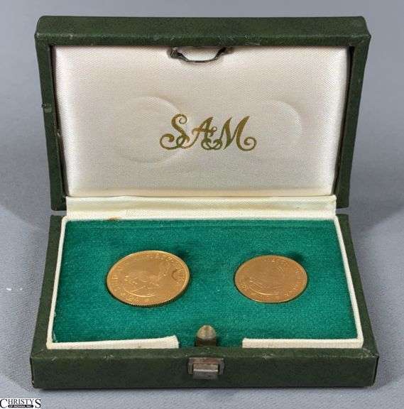 1977 South Africa 2-Coin Gold Proof Set in Original Green Box.  The set includes a gold 2 Rand and a gold 1 Rand image