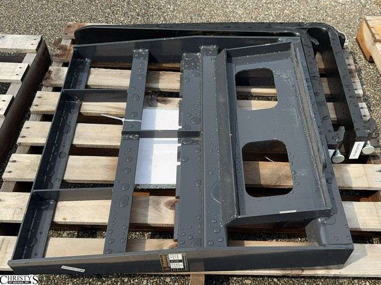 Wolverine MPF-11-2500G Mini Skid Steer Pallet Forks. image