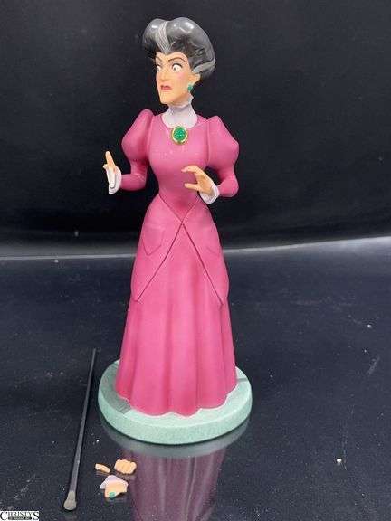 Walt Disney Classics Collection Lady Tremaine from Cinderella "Spiteful Stepmother" Sculpture in Box with Certificate of Authenticity. Both hands are damaged.  Broken pieces are included.  See Photos image
