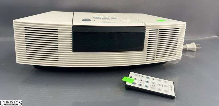 Bose Wave Radio with Remote image