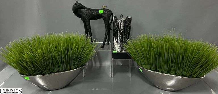Cast Metal Giraffe, Fossil Style Stone Piece, 2 Decorative Potted Grass, 4pcs - 16" x 9" of grass image