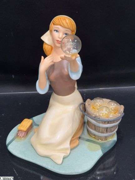Walt Disney Classics Collection Cinderella "They Can't Stop Me From Dreaming" Sculpture in Box with Certificate of Authenticity. image