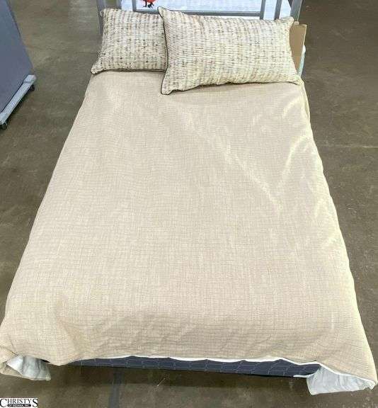 Barclay Butera Duvet Cover 101x89, Tan With Accent Colors, 2 Pillows with Zip Covers *Bed Not Included* image