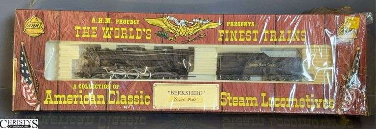 HO "Berkshire" AHM Nickel Plate Road Steam Engine With Tender image