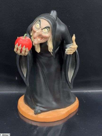 Walt Disney Classic Collection "Take the apple, dearie" Witch from Snow White and the Seven Dwarfs  in Box with Certificate of Authenticity. image