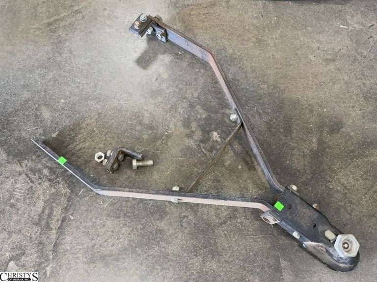 Hitch Attachment - 22" x 36" image