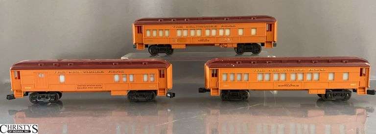 3 Lionel Milwaukee Railroad Passenger Cars, #9503, 9506 & 9511 Unboxed image