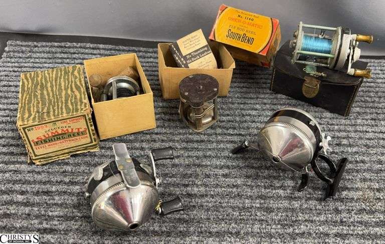 5 Fishing Reels. Pflueger, South Bend, Zebco, image