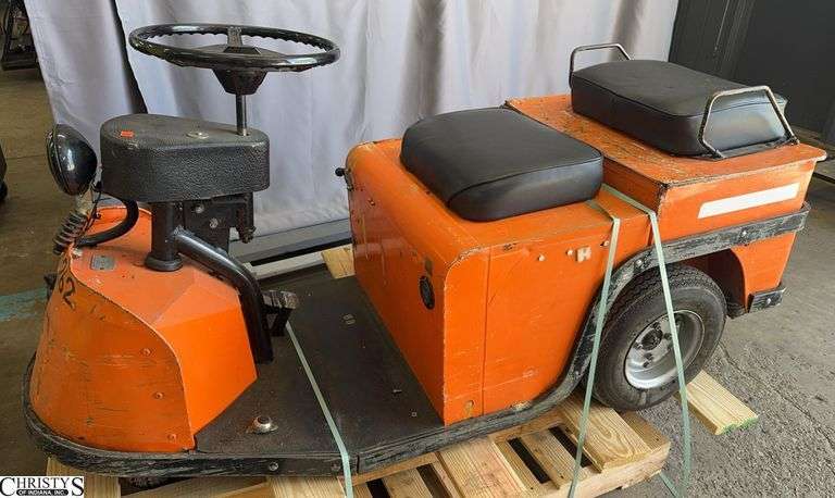 Cushman Electric Cart image