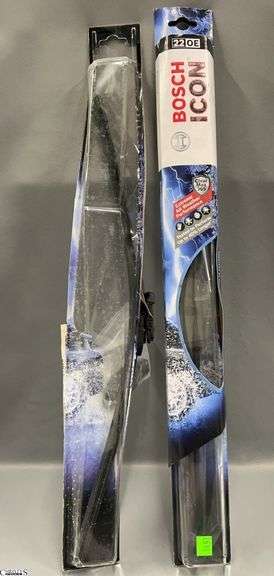 2 Bosch Icon 22 OE Windshield Wipers image