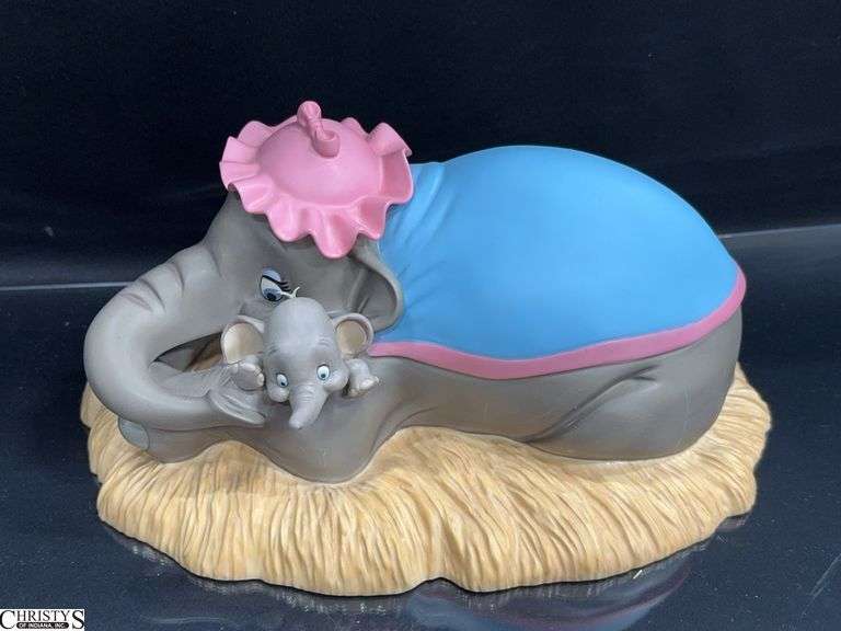 Walt Disney Classics Collection Mrs. Jumbo & Dumbo "Baby Mine" Sculpture in Box with Certificate of Authenticity. image