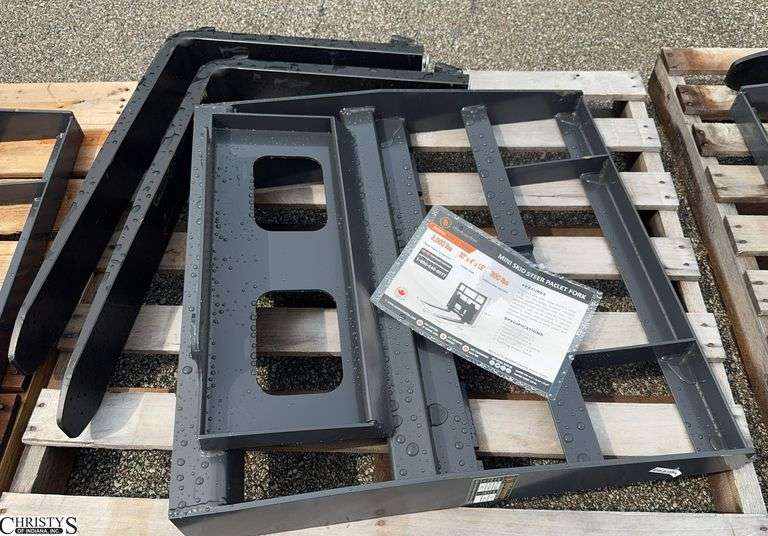 Wolverine MPF-11-2500G Mini Skid Steer Pallet Forks. image
