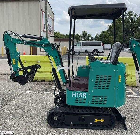 2025 CFG H15R Mini Excavator image
