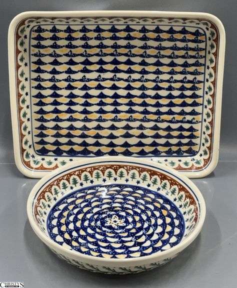 2pcs Boleslawiec Polish Pottery Bakeware - 12" x 10" of largest image