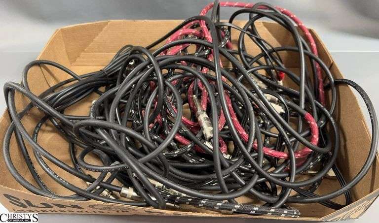 1/4" Cables and RCA Cable image