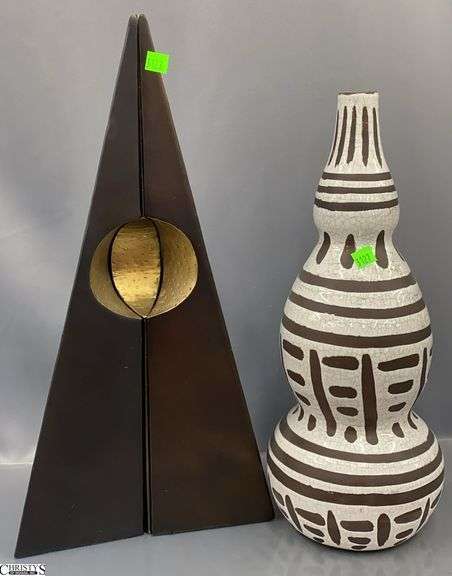 Pottery Decor and 3 Pc Modern Sculptures 20.5" image