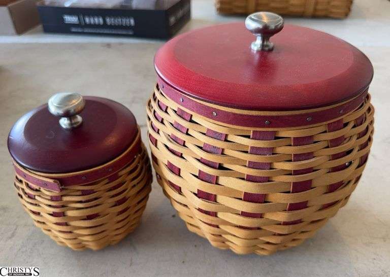 2 Longaberger 2005 Baskets with Lidded Liners image