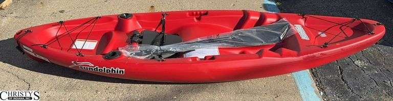 Sun Dolphin Patriot Canoe Damaged image