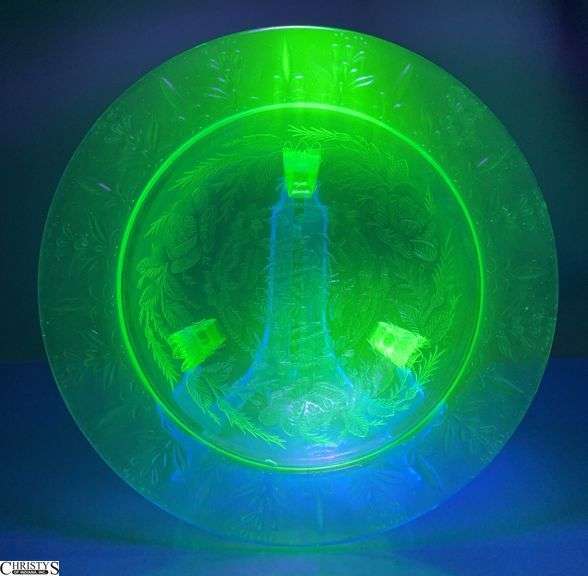 Green Footed Bowl 11" Round UV Reactive image