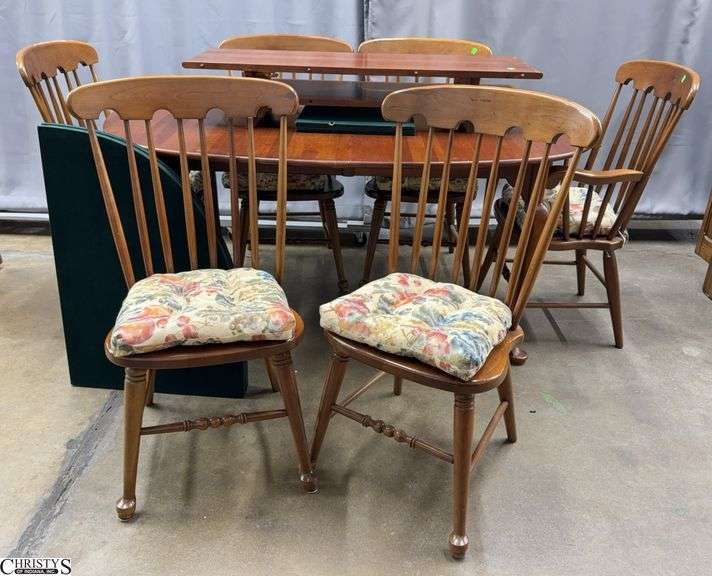 Lexington Dining Table, 64x44", 6 Chairs, Captains 22x19x38", 2 Leaves 15", and Pads image