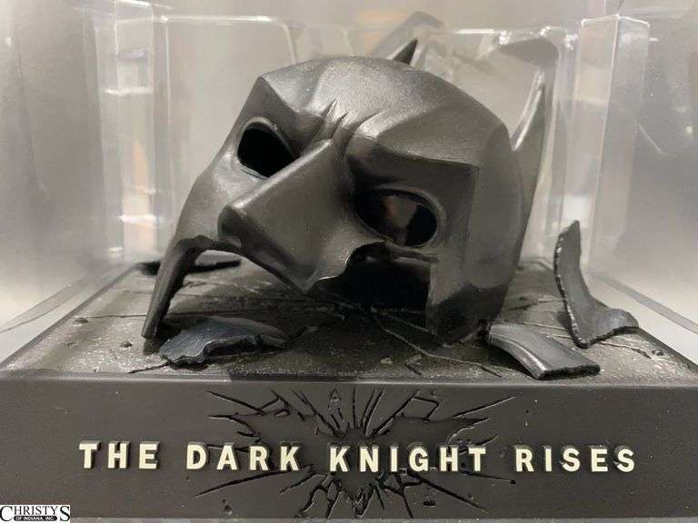 The Dark Knight Rises Limited Edition Blu-ray Combo Pack #4010/35000 image