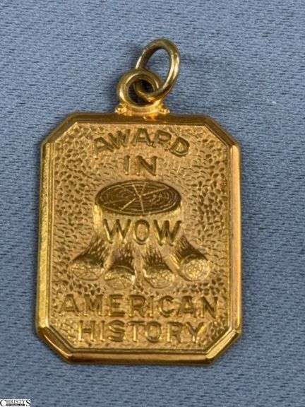 10K Yellow Gold Pendant "Award In American History" image