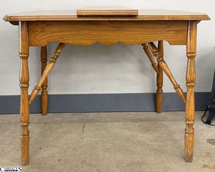 Small Oak Kitchenette Table - 39" x 29" x 29" - 1 leaf 10" image
