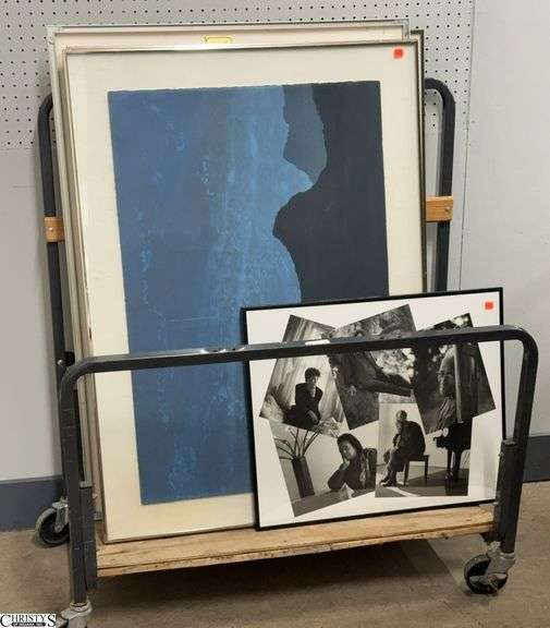 5pcs Framed Art - 32" x 44" of largest frame image