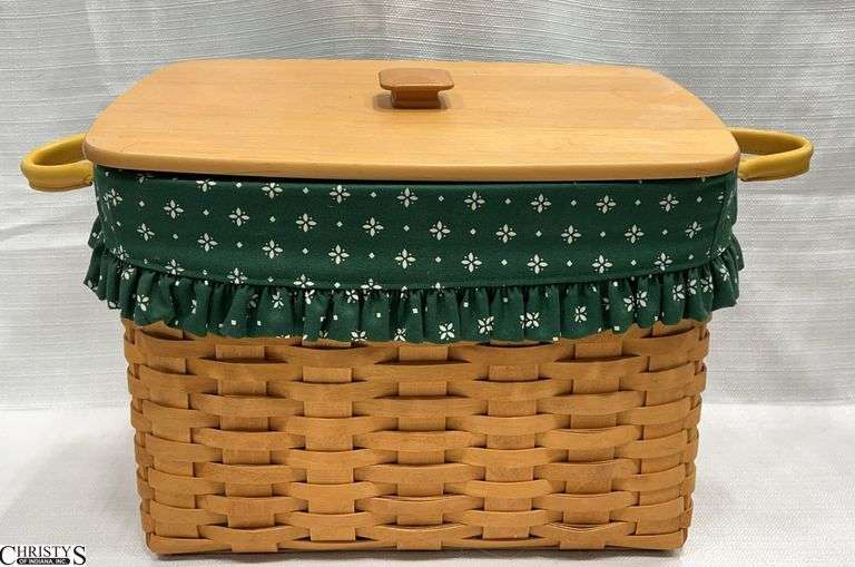 2000 Longaberger Newspaper / Magazine Basket with Leather Handles, Lid, Liner and Protector image