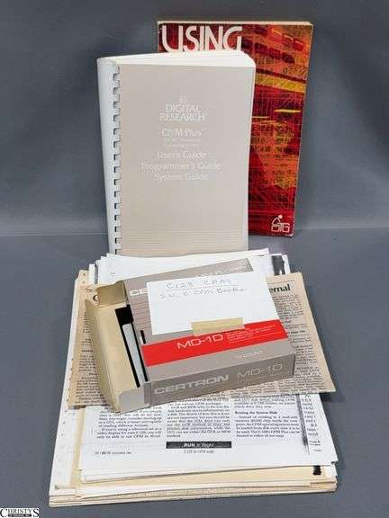 C128 Software and 2 Books, Articles + P.D. Software image