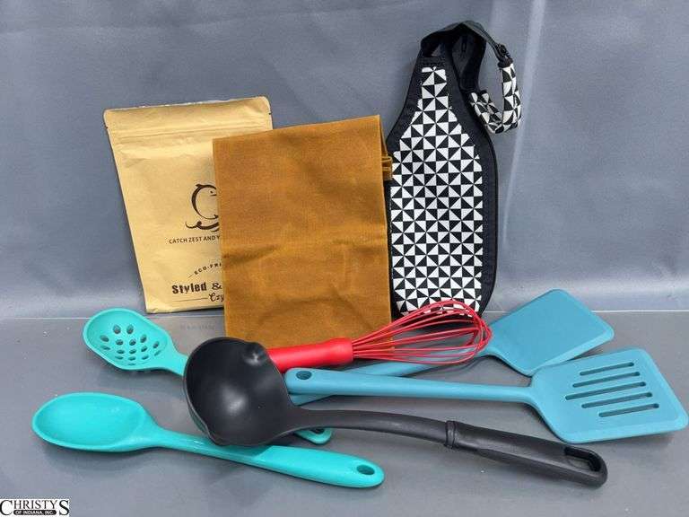 Kitchen Utensils, Placemats, Waxed Canvas Lunch Bags, Bottle Holder image