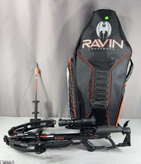 Ravin R10X Crossbow in Ravin Bag image
