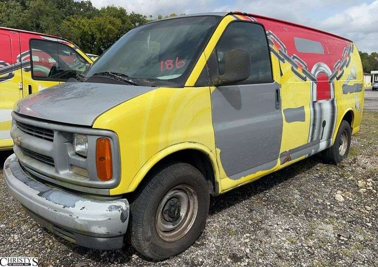 1997  CHEVROLET  Express Towed in with Dead Batter Has Tennessee Duplicate Title image